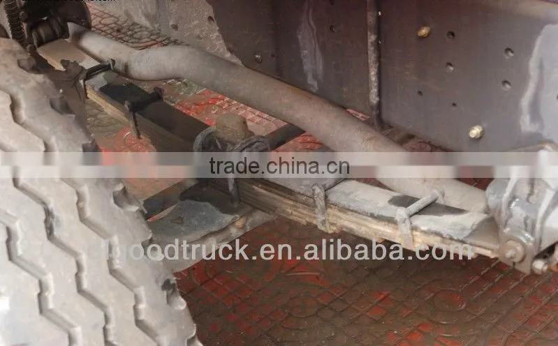 Dongfeng 4x2 flat bed wrecker with crane XCMG