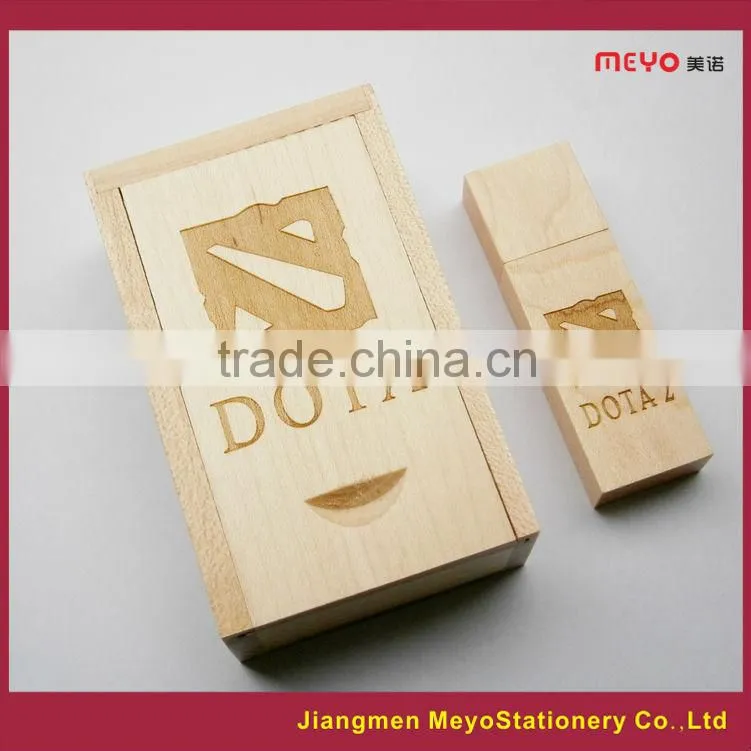 2015 Commercial Eco-friendly Gift Wooden USB Flash Drive
