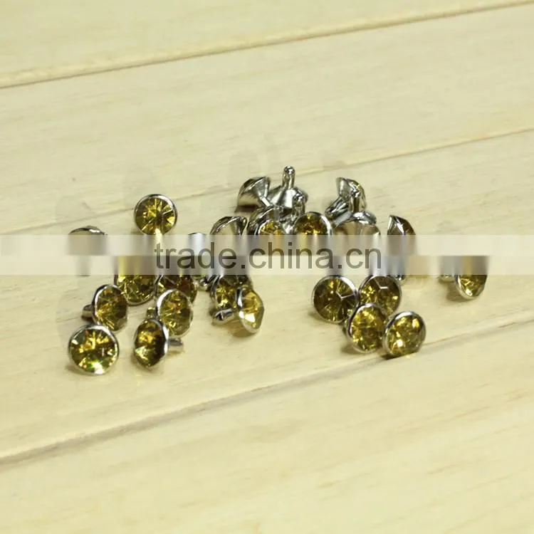 Taiwan acrylic rhinestone rivet, close end rivet acrylic rhinestone
