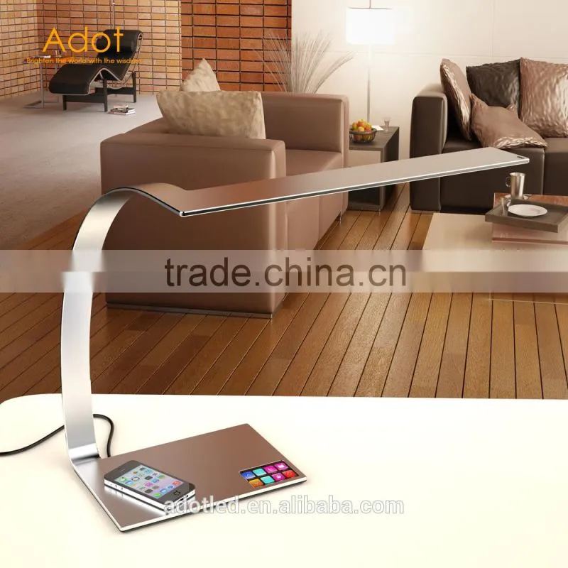 2015 New fashionable LED aluminium desk lamp