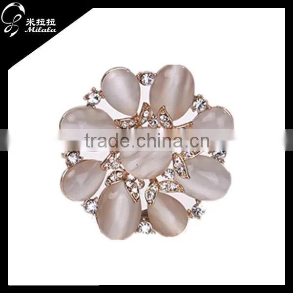 Elegant design handmade make fabric flower brooch