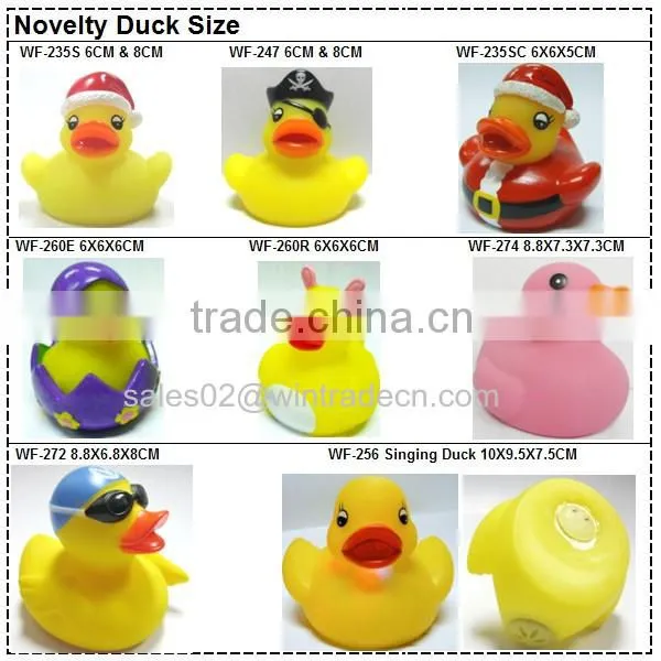 Mini plastic yellow whale rubber shower gifts
