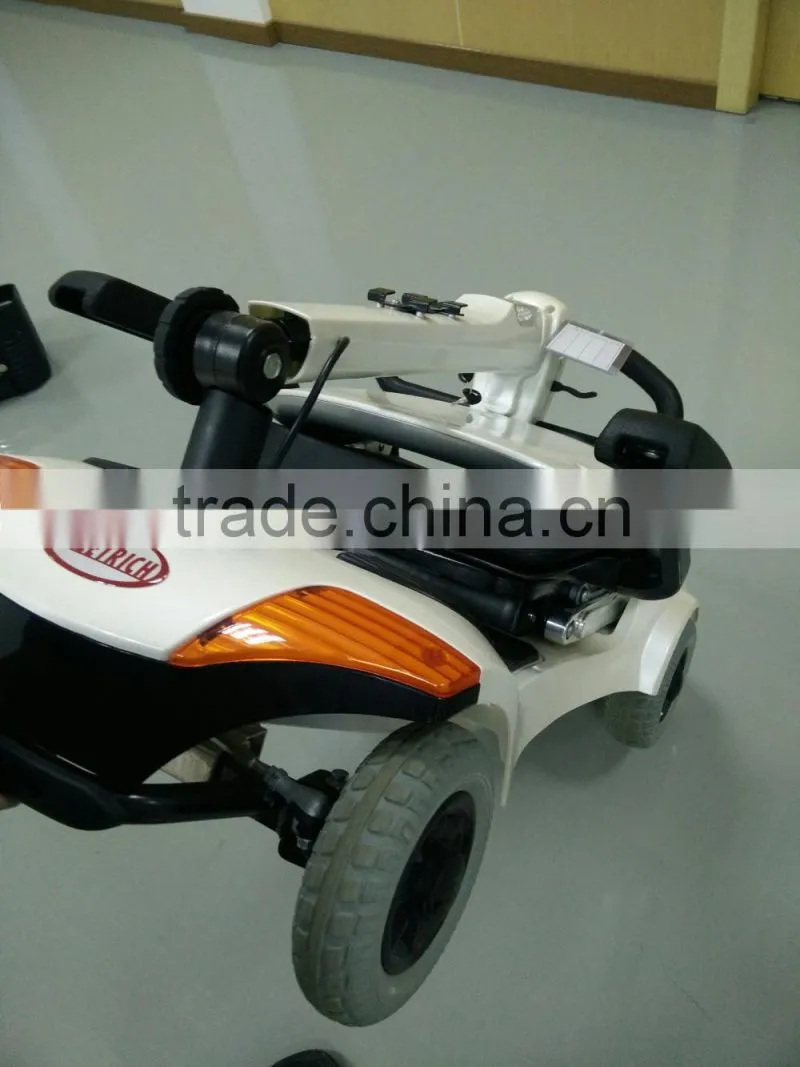 Folding mobility scooter for elderly use