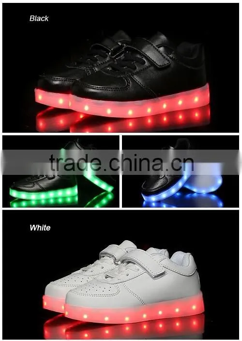 2016 Hot Selling wholesale Buckle Strap Kids Shoes Kids Light Up Shoes