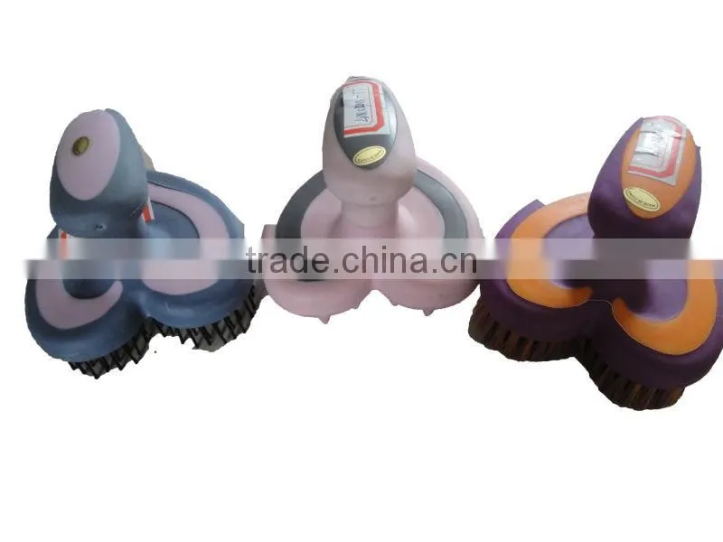 Plum blossom shape horse massage brush