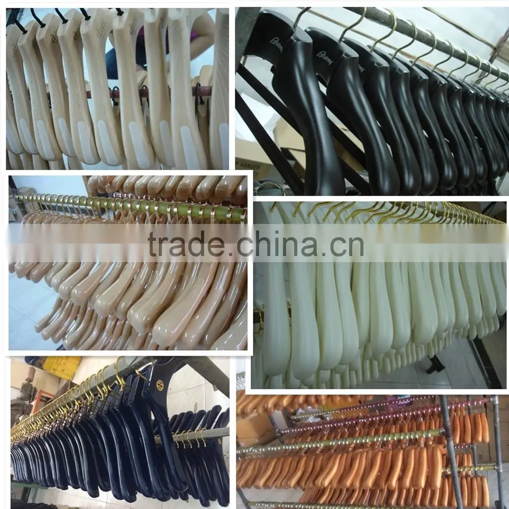 Hot sale white solid plastic shirt and tee display hanger for shop