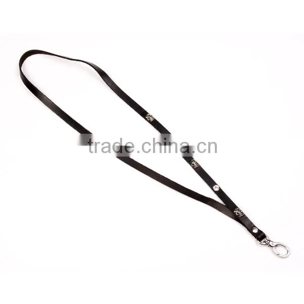 Wholesale crystal handmade phone case fashion skeleton custom PU leather mobile phone key chain