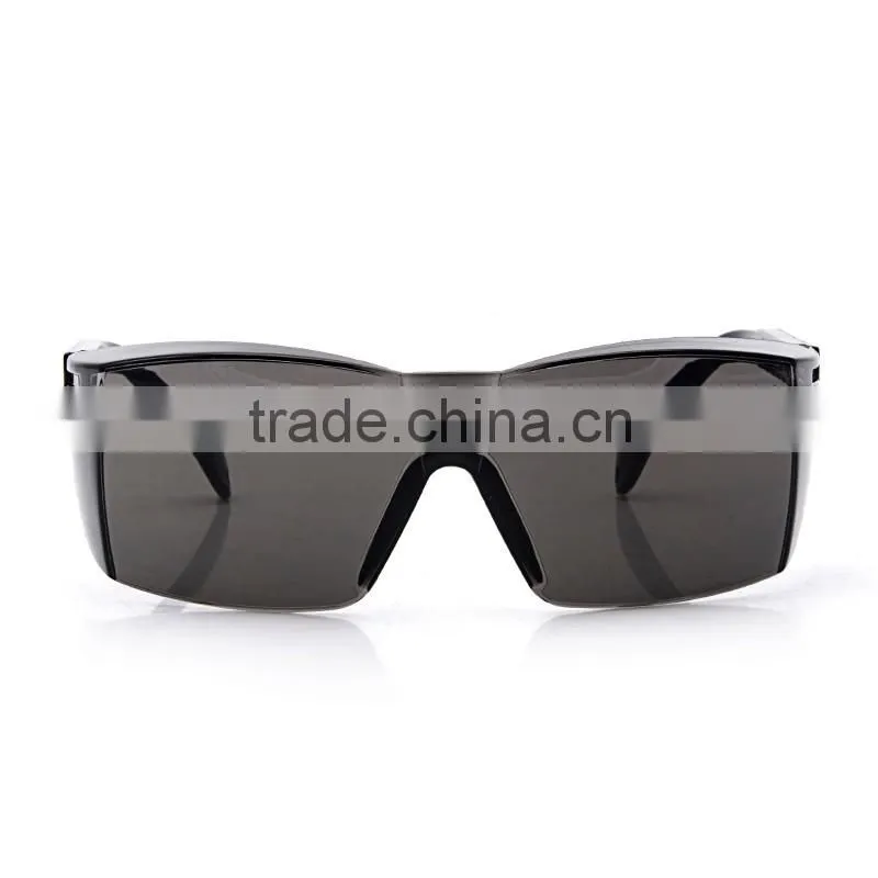 Factory wholesale square dustproof windproof durable cross-country glasses dark grey pc welding filter lens goggles