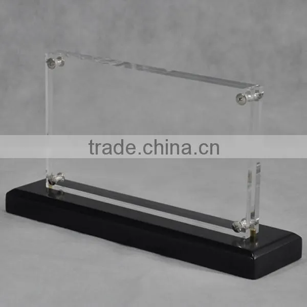 Imported Material OEM and ODM Acrylic Table Tent Card Holder