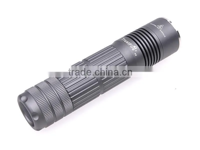 High Brightness XM-L T6 LED Flashlight for Outdoor Wholesale