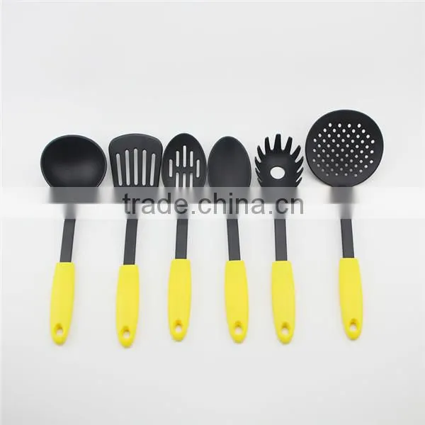 Durable and practical nylon utensils kitchenware set