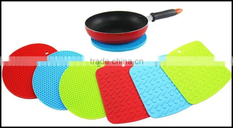 Kitchen accessories heat resistant reusable silicone pot holder