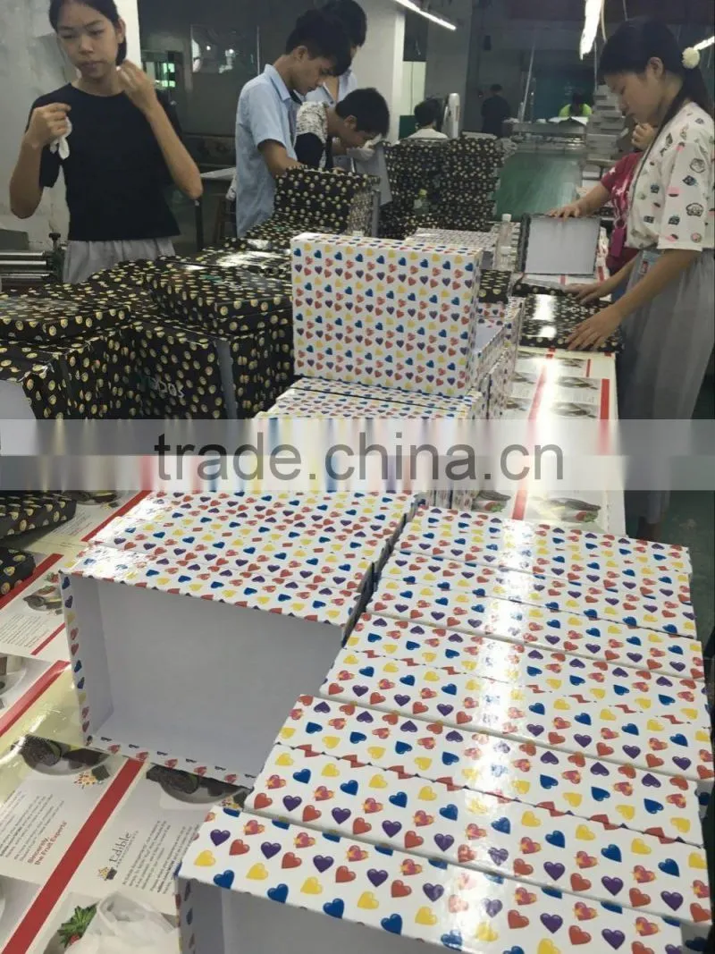 cheap handmade cardboard colourful custom 7pk sock gift packaging box