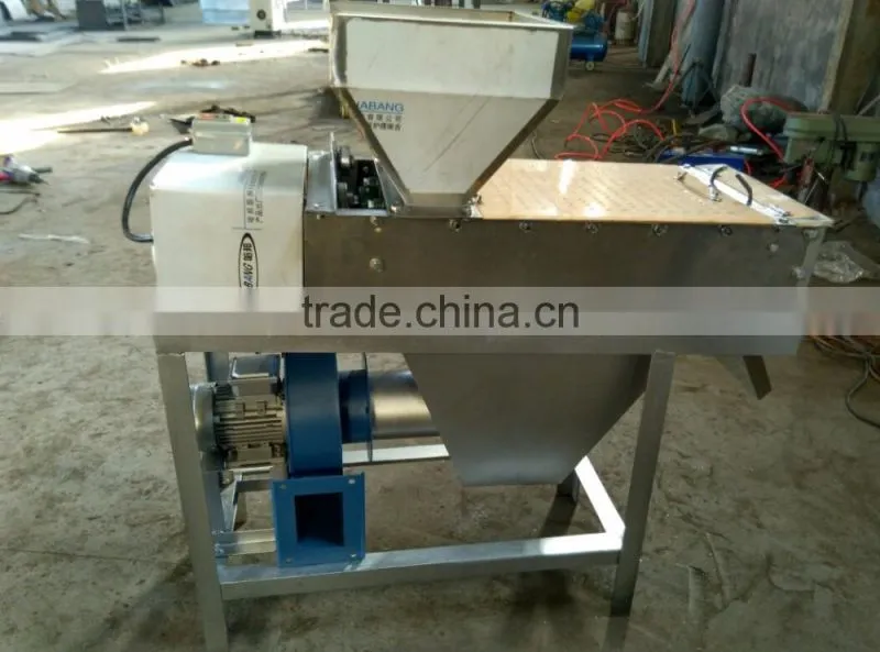 Christmas Promotion! roasted peanut red skin peeling machine for roasted peanut
