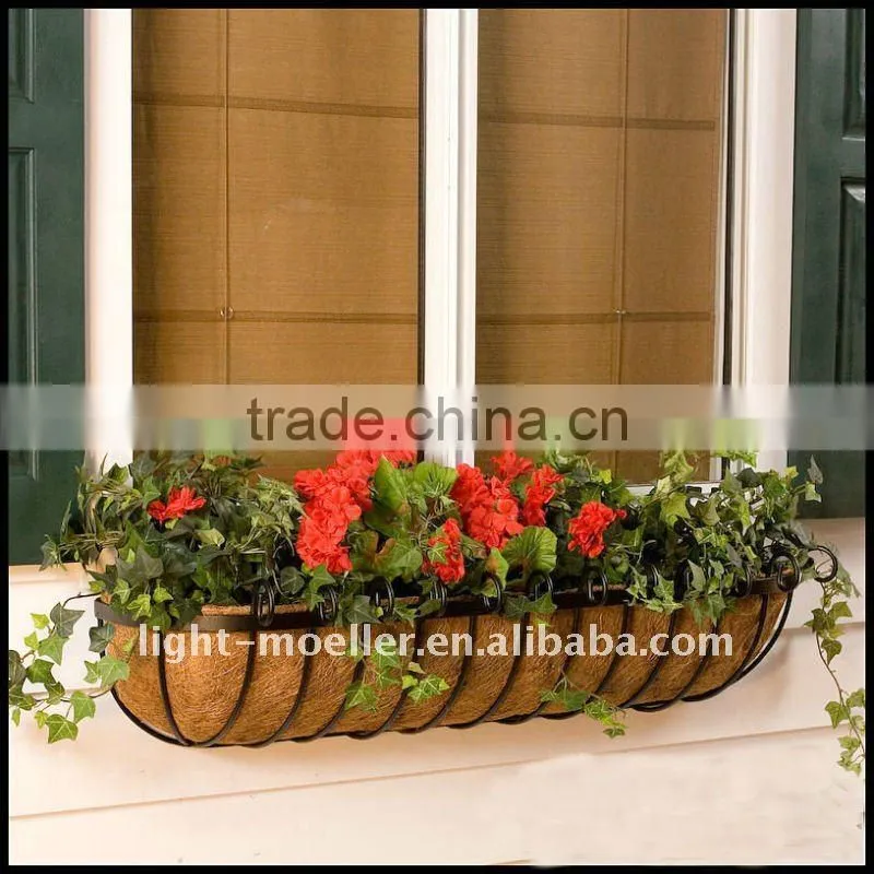 iron window box with coco liner LMW-2019