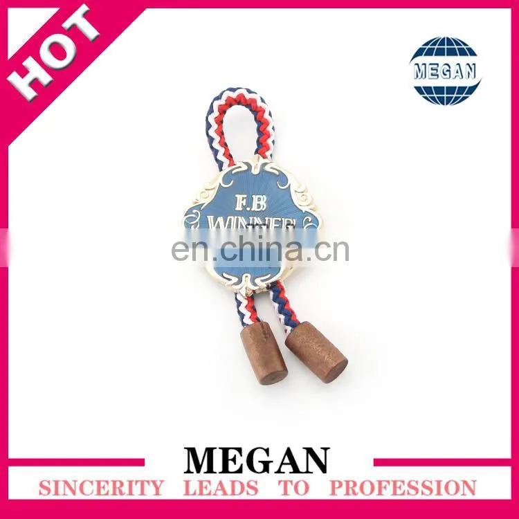 wholesale high quality new design tin badge