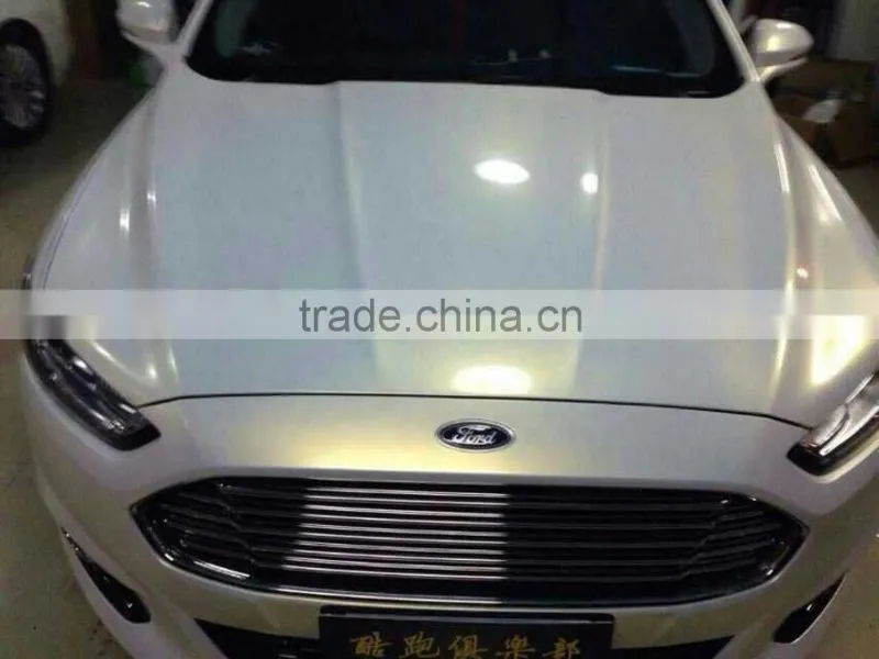Best Selling 1.52*20m pearl chameleon white film for car sticker, white to gold car wrapping film