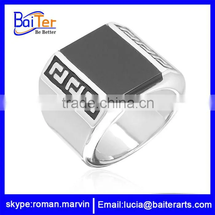Fashion design yellow gold stainless steel rings for men wholesale