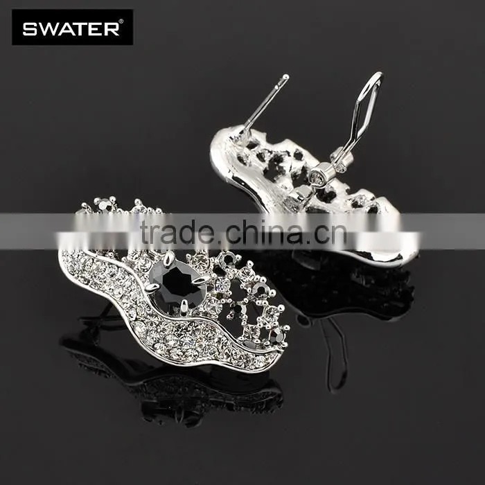 China Jewelry Wholesale Light Weight Diamond Necklace Set