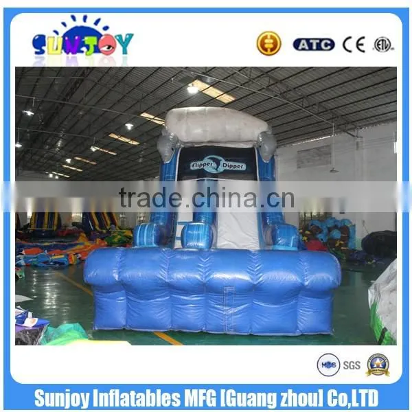 2016 new product nice embroidery design inflatable games inflatable water slide for children