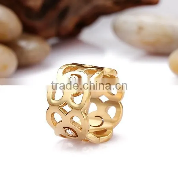Ladies gold finger engagement titanium fashion ring