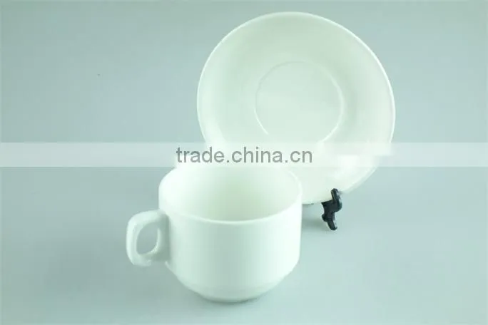 Classic small coffee cup and saucer set, porcelain tea cups and saucers cheap wholesale