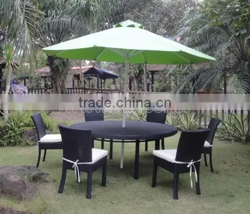 Modern Design Black Rattan Dining Table With Umbrella