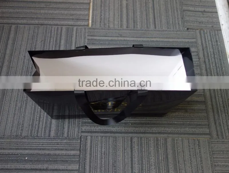 2017 China hot sales custom gift paper bags with round handles