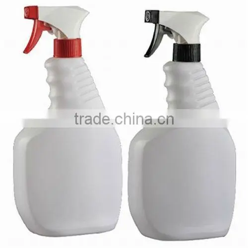 Plastic garden spray bottle