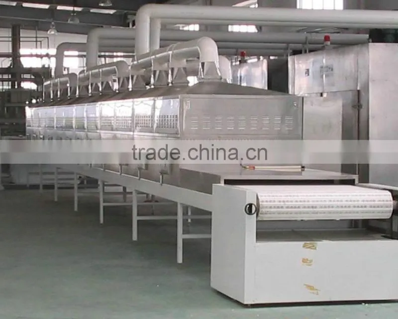 Tea leaf tunnel microwave drying machine