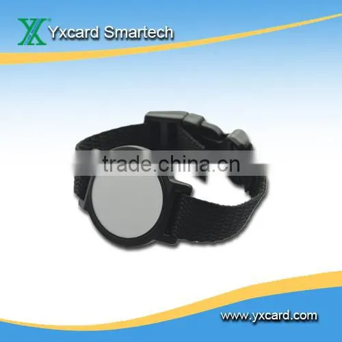 IC 125KHz nominal RFID Wrist band