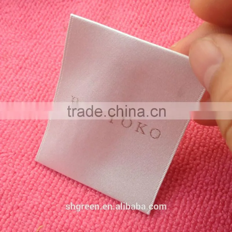 Hot cut fabric end folding main woven labels for garment
