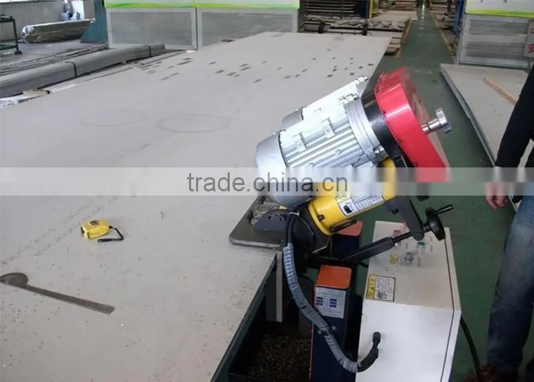 pipe cutting and beveling machine