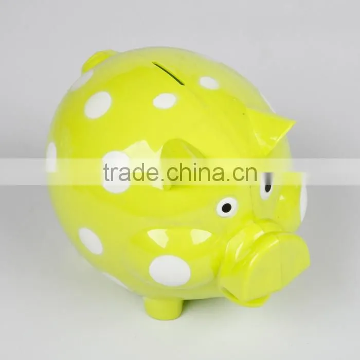 Cute Model Plastic Piggy Bank Money Box