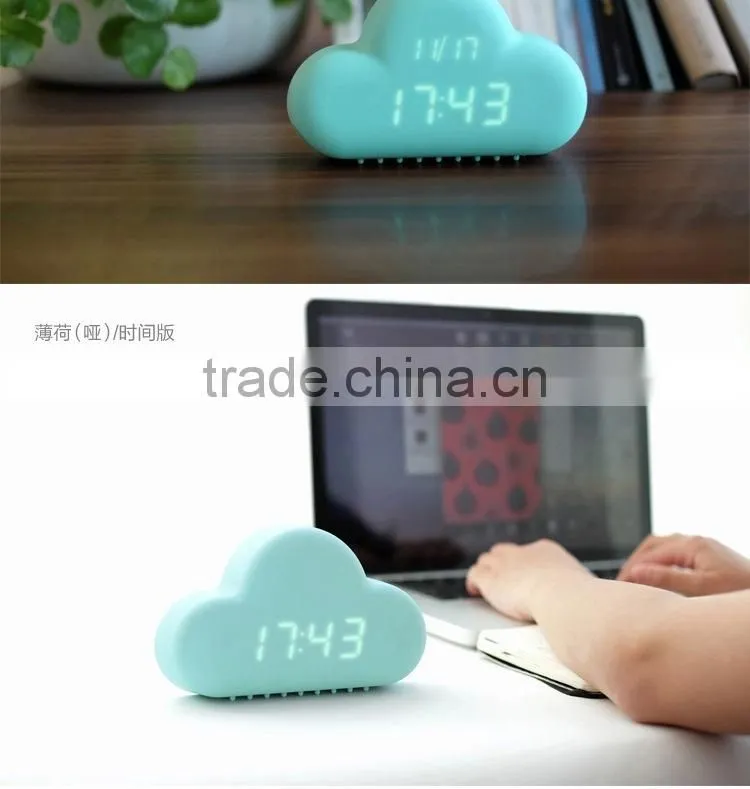Ultra Mute voice control Snooze Bedside clock clouds shape alarm clock led digital calendar display wall clock
