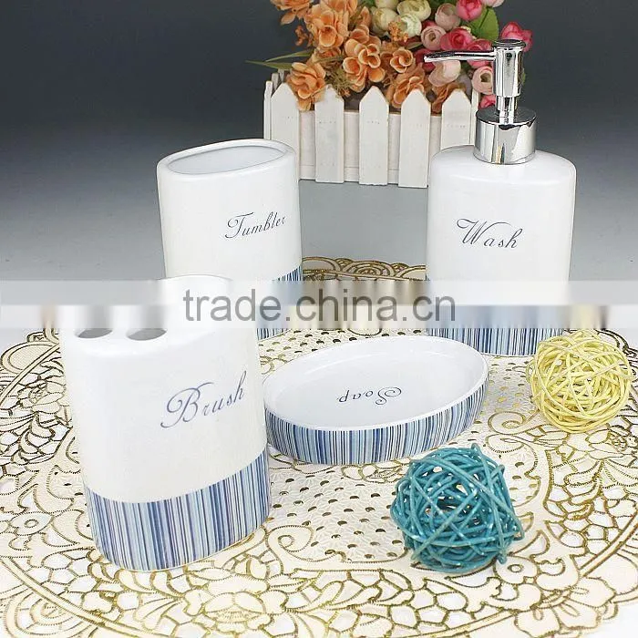 2015 ceramic bathroom set fashion design wiht english letter
