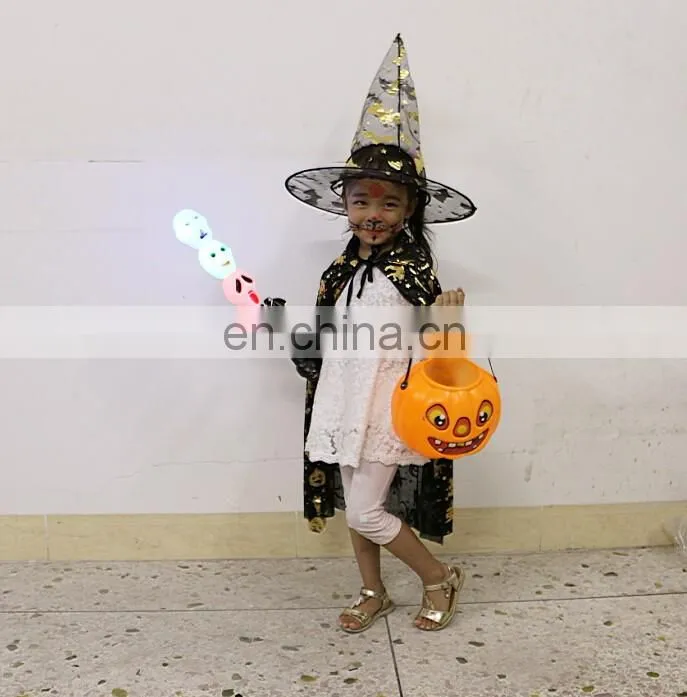 Manufacturers china wonderful kids halloween costoms with cloak hat and pumpkin bucket
