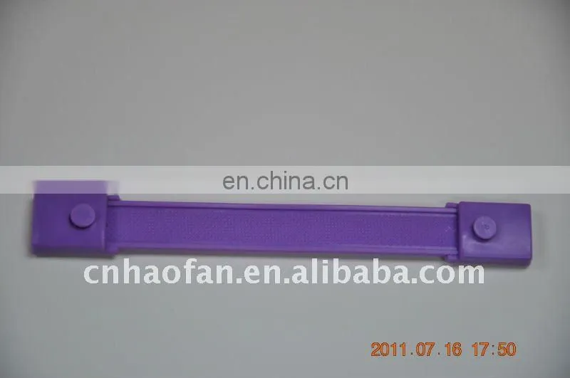 New design China plastic handles for cartons boxes