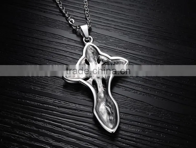 2016 Hotselling design gothic wind The cross of carve patterns Rock and roll style titanium steel necklace