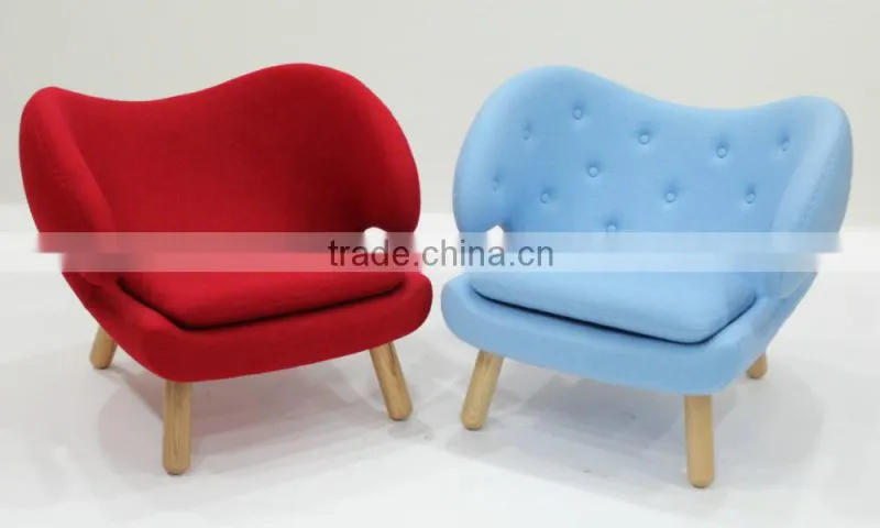 replica fiberglass material elegant grace cashmere Finn Juhl Pelican Chair with solid wood frame