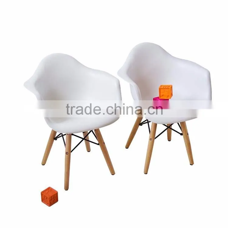 Retro Modern Colorful Metal Natural Wood Dowel Leg Base Plastic Molded Armchair French Kid Dining Chair