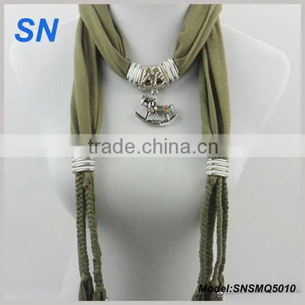 Latest fashion jewelry hobbyhorse pendant scarf, Charm Beautiful Scarf