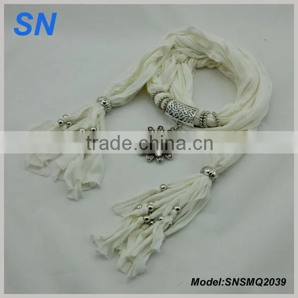 Silver round resin pendant scarves