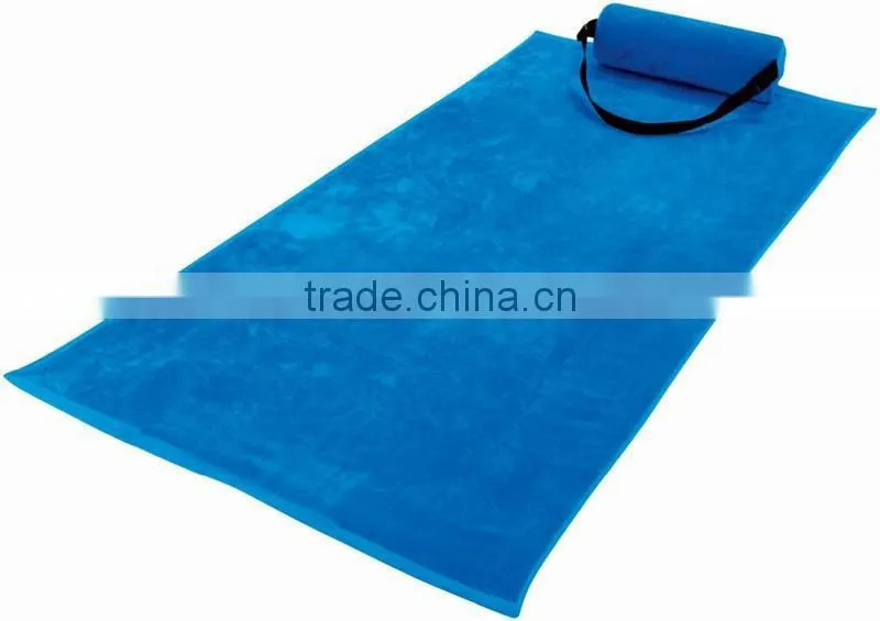 beach towel with inflatable pillow