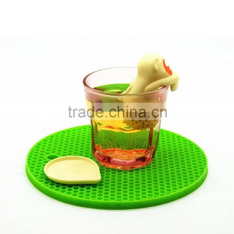 Wholesale NEW BPA free FDA approved food grade monkey unique silicone loose tea leaf infuser