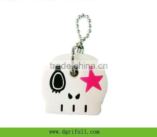 2015 hot new can customized silicone fashion doll keychain