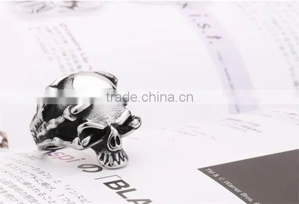 2016 custom design gothic 316L titanium steel devil skull ring