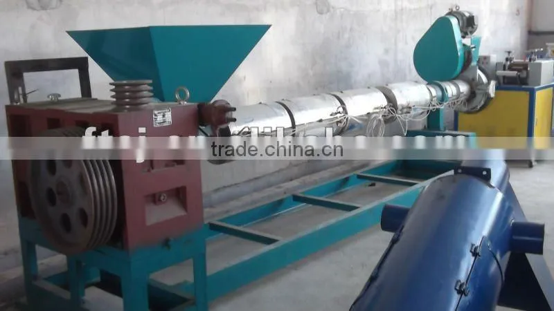 Plastic Particle Granulating Machine