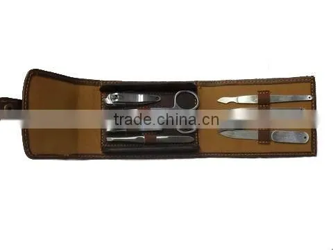 Supply nail clippers makeup kit