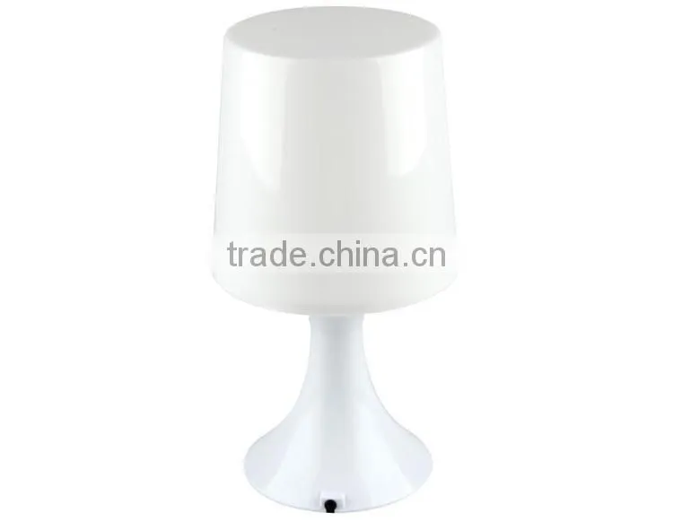 New design decorative battery operated color changing modern table lamp